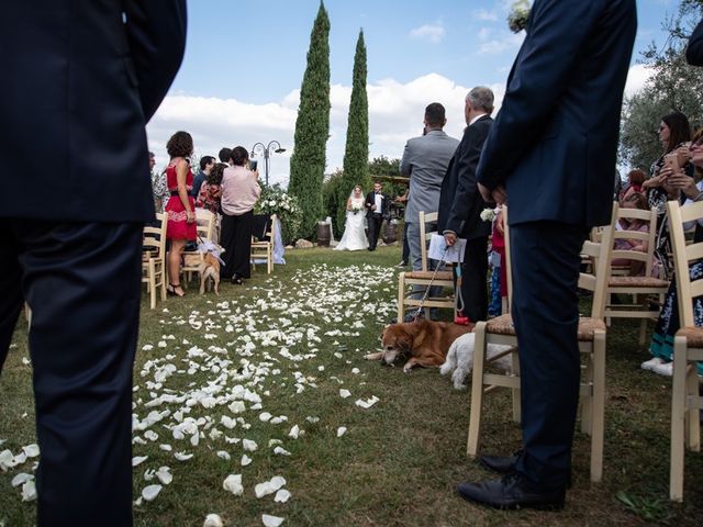 Il matrimonio di Luca e Valentina a Carmignano, Prato 27