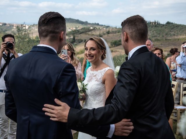 Il matrimonio di Luca e Valentina a Carmignano, Prato 28