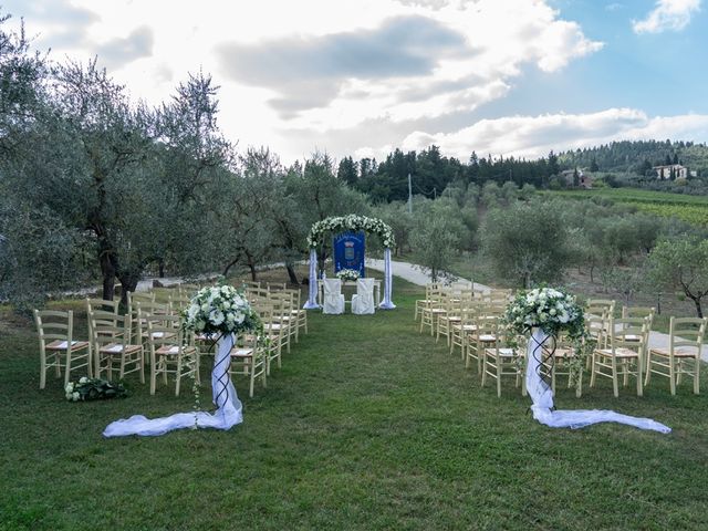 Il matrimonio di Luca e Valentina a Carmignano, Prato 103