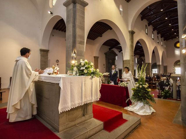 Il matrimonio di Tommaso e Giulia a Montelupo Fiorentino, Firenze 16