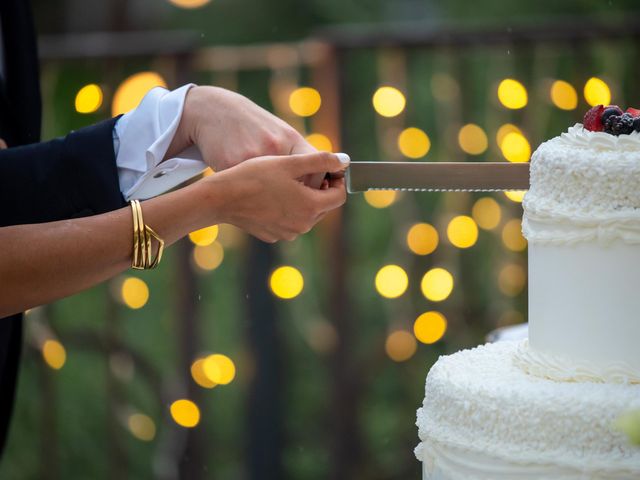 Il matrimonio di Arnel e Patrizia a Riva di Solto, Bergamo 77