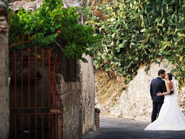 Il matrimonio di Giacomo e Roberta a Taormina, Messina 37