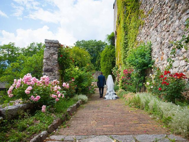 Il matrimonio di Simone e Consuelo a Pergine Valsugana, Trento 28