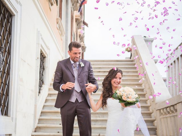 Il matrimonio di Ilaria e Gionata a Livorno, Livorno 25