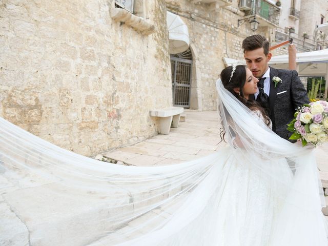 Il matrimonio di Francesco e Arianna a Ruvo di Puglia, Bari 34