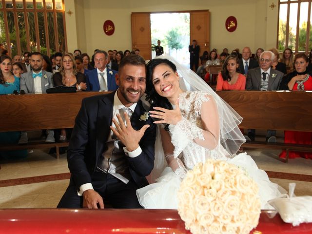 Il matrimonio di Francesco e Marianna a Casoria, Napoli 16