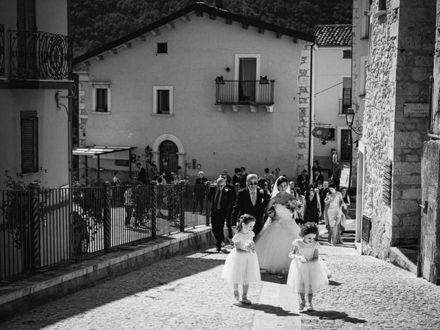 Il matrimonio di Amedeo e Angela a Pretoro, Chieti 25