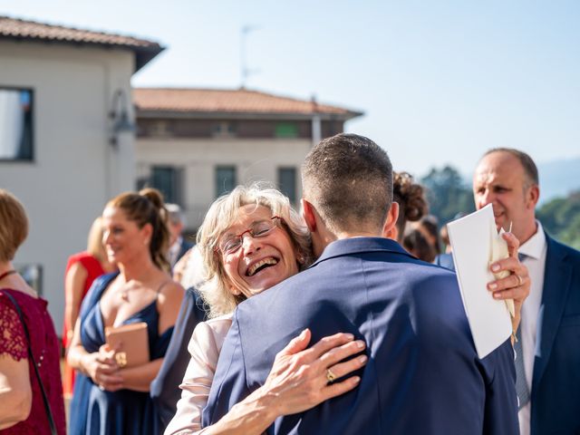 Il matrimonio di Matteo e Valeria a Cesana Brianza, Lecco 35