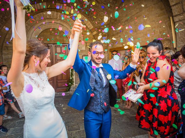 Il matrimonio di Ferd e Lara a Serra de&apos; Conti, Ancona 13