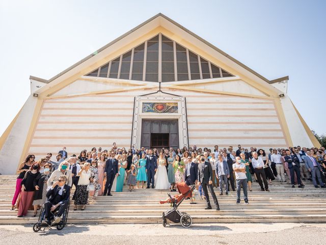 Il matrimonio di Simone e Federica a Roseto degli Abruzzi, Teramo 33