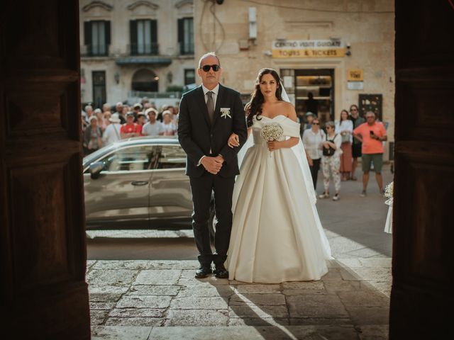 Il matrimonio di Marco e Isabella a Lecce, Lecce 14