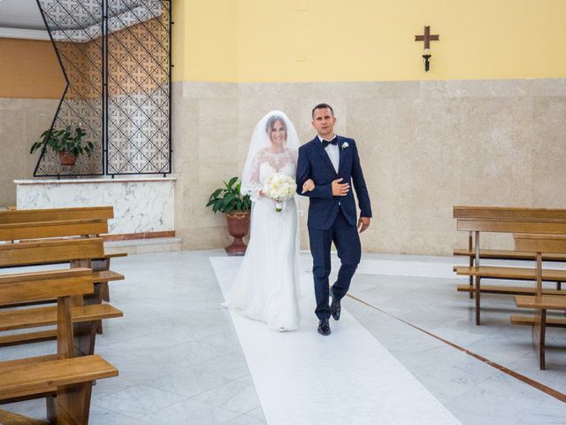 Il matrimonio di Antonio e Tiziana a Pozzuoli, Napoli 34