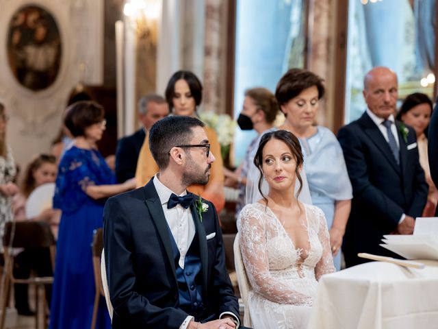 Il matrimonio di Adriana e Giuseppe a Noicattaro, Bari 18