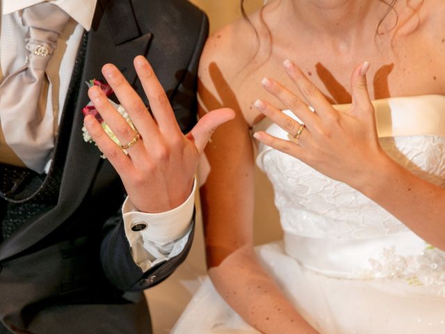 Il matrimonio di Luca e Elisa a Camposanto, Modena 31