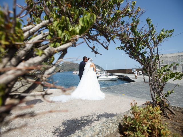 Il matrimonio di Andrea e Paola a Lipari, Messina 1