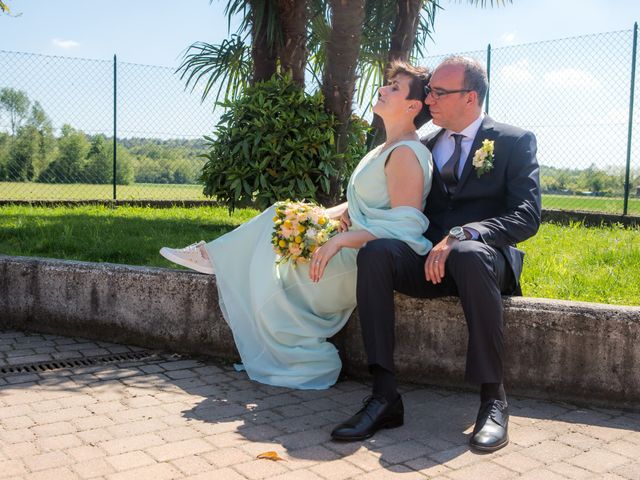 Il matrimonio di Roberto e Chiara a Binago, Como 24