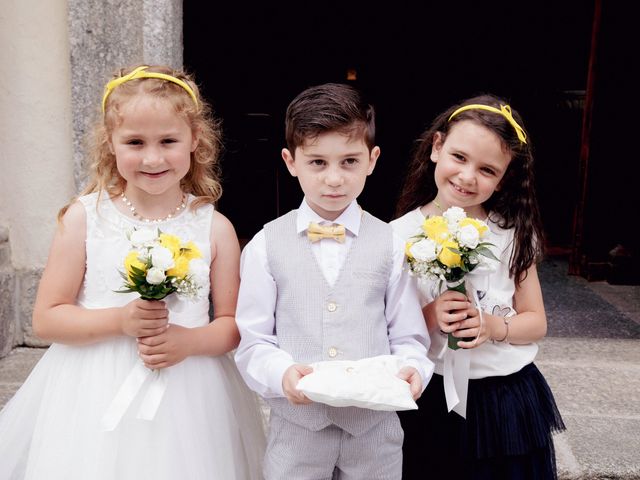 Il matrimonio di Andrea e Serena a Erba, Como 22