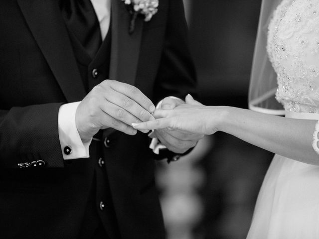 Il matrimonio di Andrea e Serena a Erba, Como 32