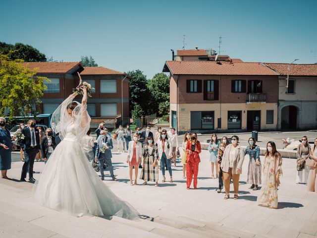 Il matrimonio di Niccolò e Elisa a Giussano, Monza e Brianza 33