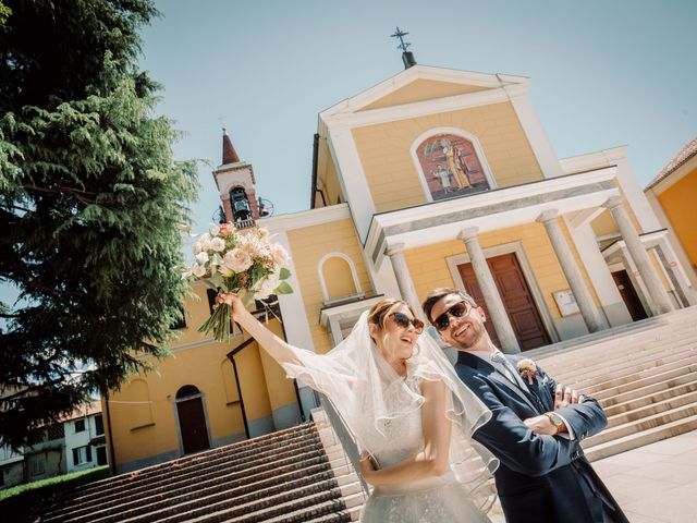 Il matrimonio di Niccolò e Elisa a Giussano, Monza e Brianza 36