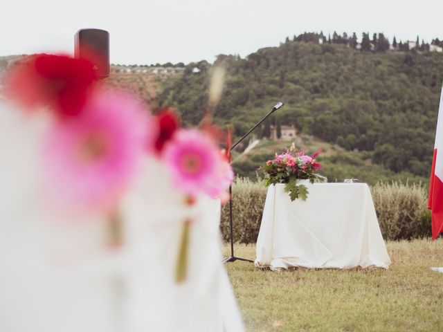 Il matrimonio di Paolo e Simona a Carmignano, Prato 25