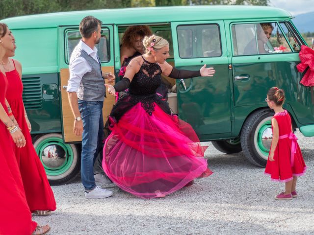 Il matrimonio di Paolo e Simona a Carmignano, Prato 30