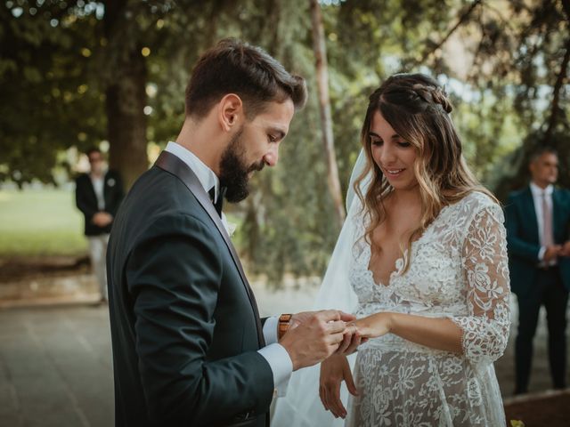 Il matrimonio di Benedetta e Dennis a Lecce, Lecce 37