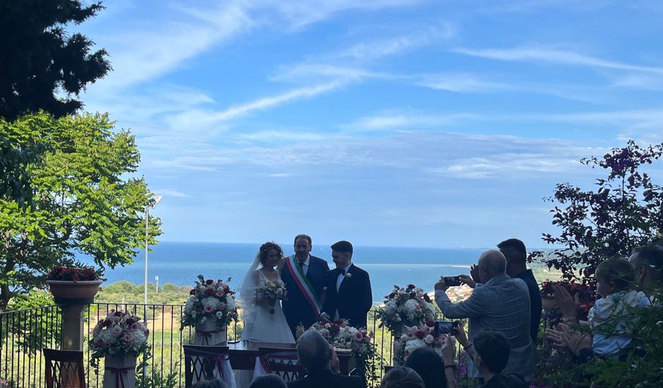 Il matrimonio di Davide e Francesca  a Fossacesia, Chieti