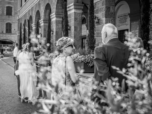 Il matrimonio di Sabrina e Leonardo a Montevarchi, Arezzo 6