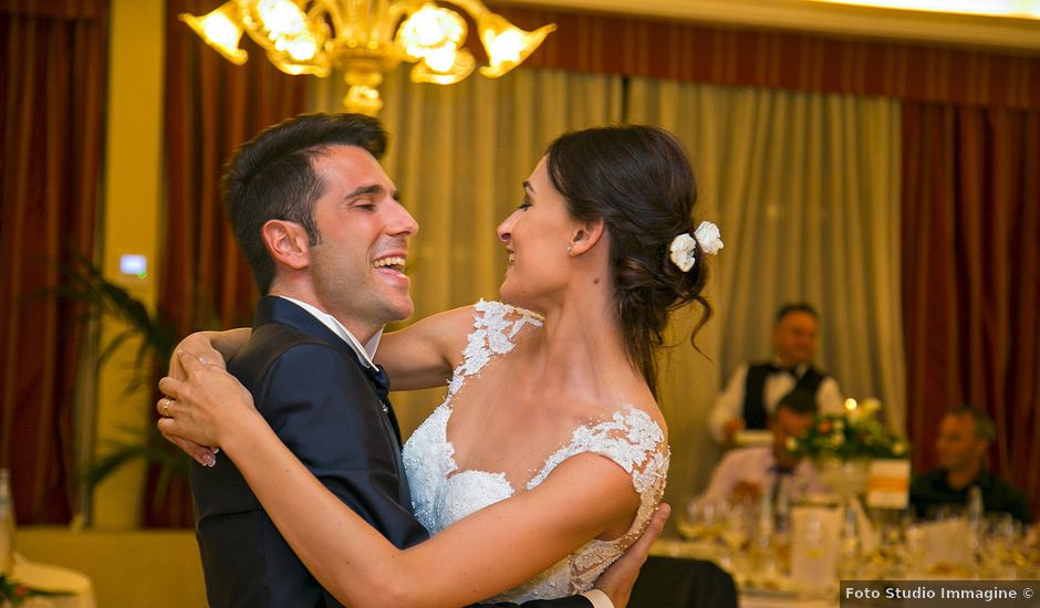 Il matrimonio di Fabio e Monica a Offida, Ascoli Piceno