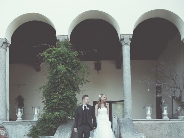 Il matrimonio di Andrea e Roberta a Gaggiano, Milano 17
