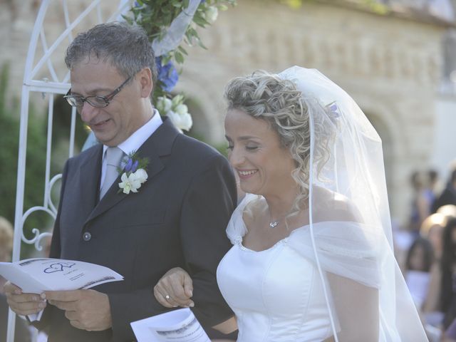 Il matrimonio di Fabrizio e Erica a Mogliano, Macerata 15