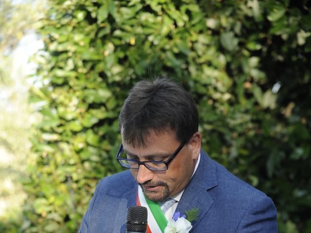 Il matrimonio di Fabrizio e Erica a Mogliano, Macerata 16