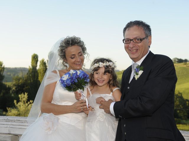 Il matrimonio di Fabrizio e Erica a Mogliano, Macerata 1