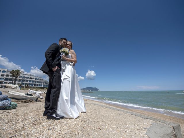 Il matrimonio di Sonia e Alessandro a Camerano, Ancona 4