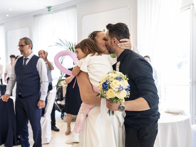 Il matrimonio di Sonia e Alessandro a Camerano, Ancona 84