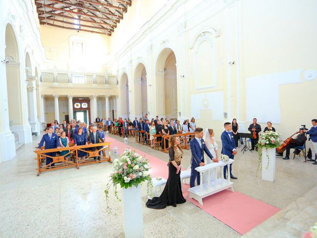 Il matrimonio di Ciro e Lina a Napoli, Napoli 10