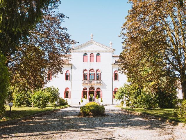 Il matrimonio di Mounir e Serena  a Vigonovo, Venezia 1