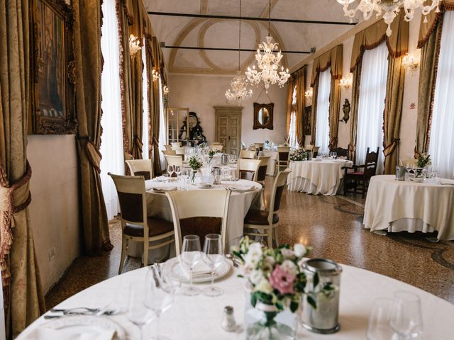 Il matrimonio di Mirko e Fabiola a Terrazzo, Verona 21