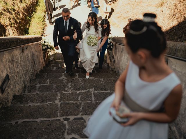 Il matrimonio di Francesco e Valentina a Bacoli, Napoli 24
