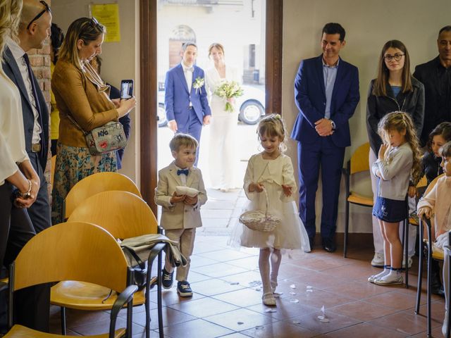 Il matrimonio di Simone e Annalisa a Inveruno, Milano 28