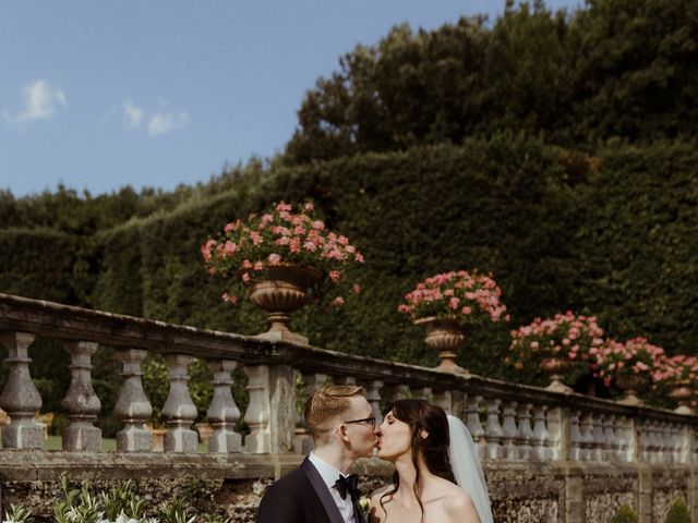 Il matrimonio di Phillip  e Valeria a Lucca, Lucca 5
