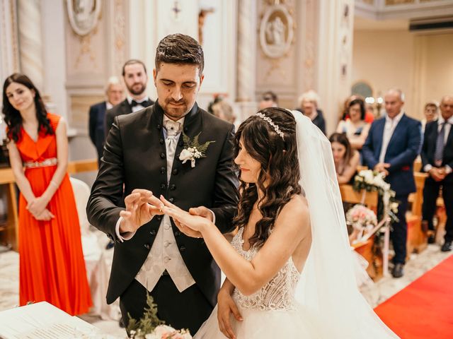 Il matrimonio di Agostino e Ilaria a Bucchianico, Chieti 38