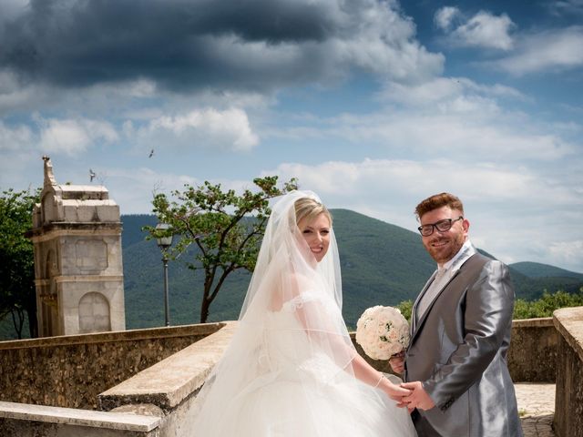 Il matrimonio di Giulio e Tania a Casperia, Rieti 8