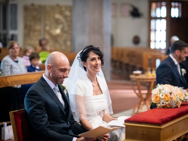 Il matrimonio di Marco e Eleonora a Eupilio, Como 16