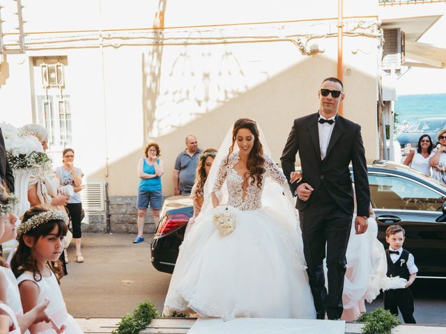 Il matrimonio di Francesca e Giuseppe a Giardini-Naxos, Messina 12