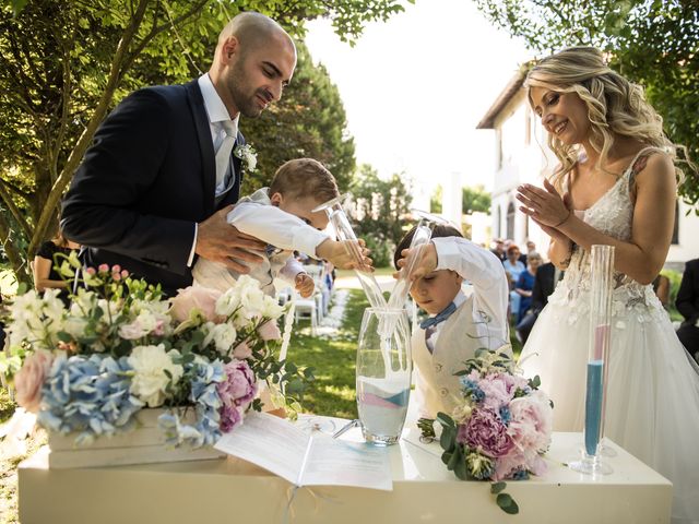 Il matrimonio di Matteo e Claudia a Gaggiano, Milano 11