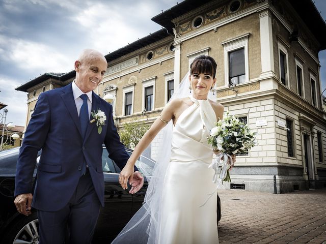 Il matrimonio di Stefano e Zlatina a Busto Arsizio, Varese 10