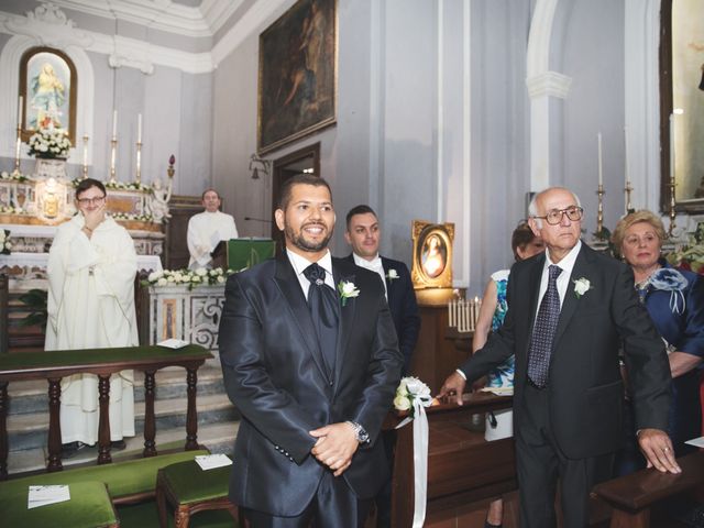 Il matrimonio di Antonio e Giusy a Caiazzo, Caserta 17
