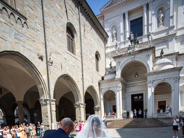 Il matrimonio di Giusy e Christian a Cologno al Serio, Bergamo 23